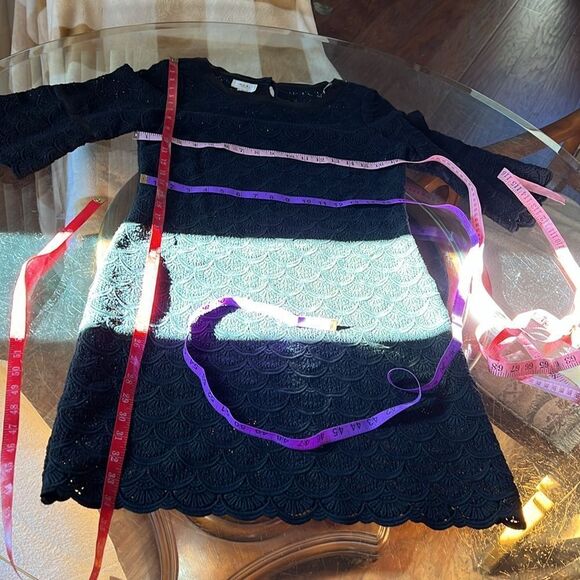 ECI Black Sheath Mini Dress Sz 6 Bell Sleeve Scallop Crotchet Ribbon Accent - Picture 11 of 11